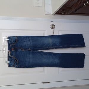 Wrangler Size 9/10 women's bootcut blue jeans.